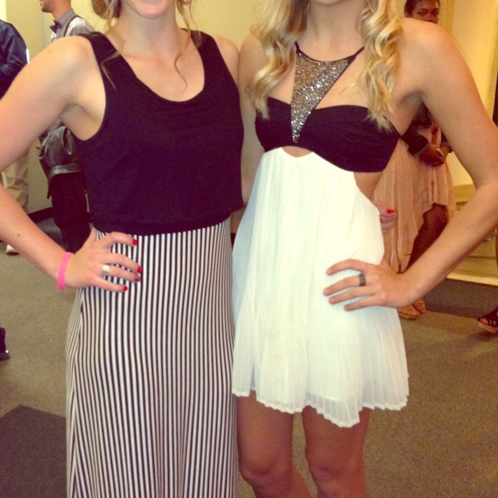 Beautiful super cute dress!!